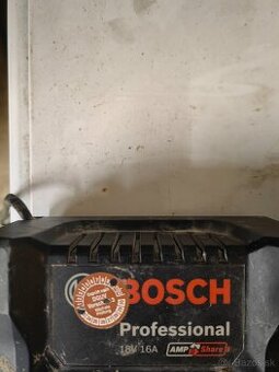 Bosch nabijacka a baterie