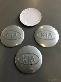 Středové pokličky / samolepky logo KIA - BANTLEY