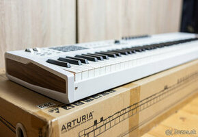 Arturia Keylab 88 MK2 + stojan