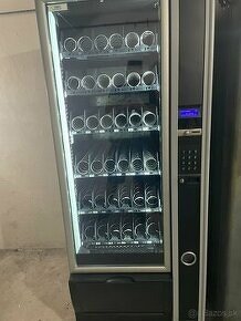 Predam predajný/ snack automat Necta