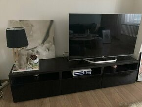 Ikea besta tv skrinka. 180x41x39,5