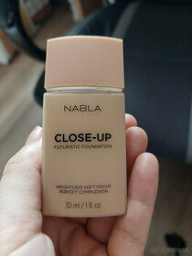 Nabla Close- up Futuristic foundation L45