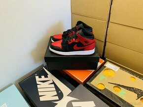 Nike Air Jordan 1 Mid Banned, tenisky,boty