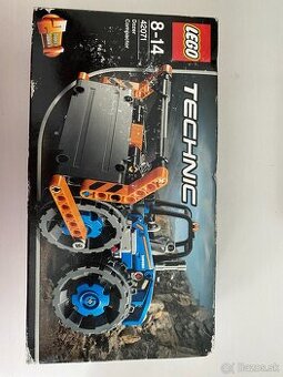 Lego Technic 42071 Dozer Compactor