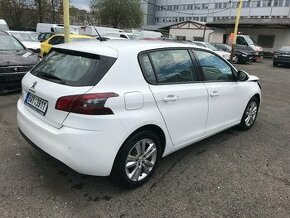 Peugeot 308 1.2 i 81 kW r.v.2018 95 000 km ČR+1.majitel - 1