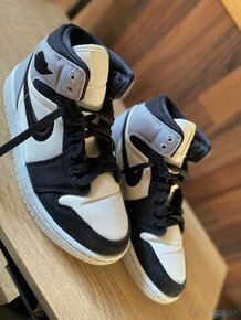 JORDAN 1 MID SE "LIGHT STEEL GREY"