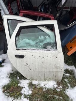 Predám Pravé zadné dvere Fiat Punto