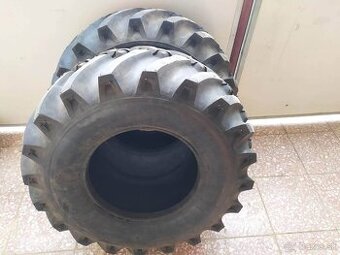 Pneu 11,5/80x15,3