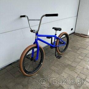 BMX - 1