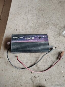 Menič z 12v na 230v real do 2000w