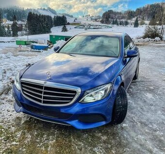 Mercedes-Benz C200D (2018) 196tis.