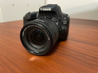 Canon EOS 200D 18-55 IS STM