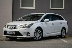 Toyota Avensis Combi - 1