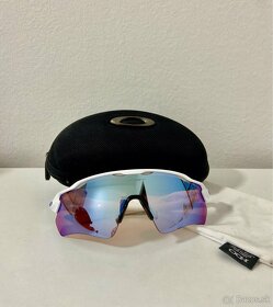 Oakley Radar - 1