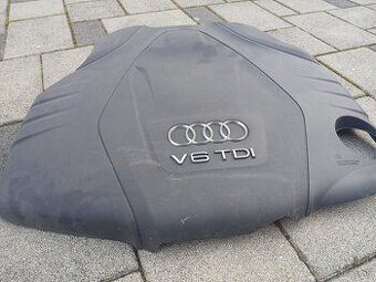 Audi c7 3.0 TDI  kryt motora 99% stav.