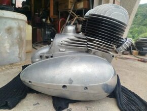 Jawa 354 motor - 1