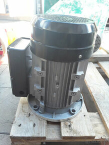 Motor 230/3,7KW