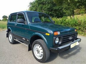 Lada niva 4x4 1.7i 61kw rok výroby 7/2012 - 1