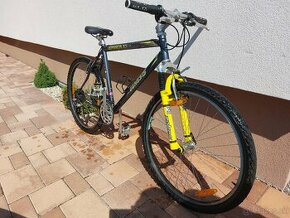 Horský odpruzeny bicykel 26" Genesis