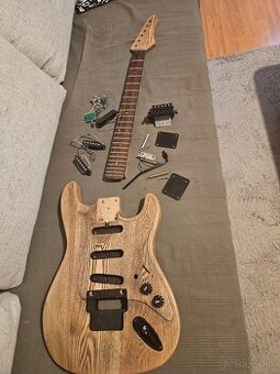 gitara typ stratocaster...no name  projekt