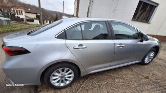 Toyota Corolla sedan 1.5 vvti 9.000km