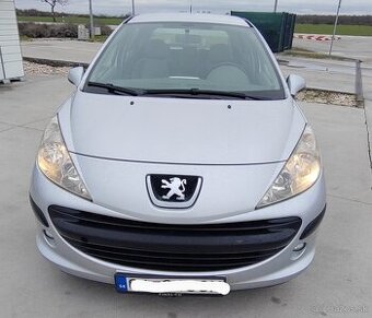 Peugeot 207 - 1