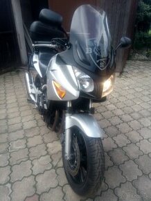 Honda CBF 600