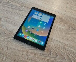 Apple iPad 5 gen 32gb - 1