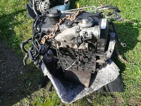 1.9 tdi 77kw pumpa dizel motor, agregat, turbo ND octavia II