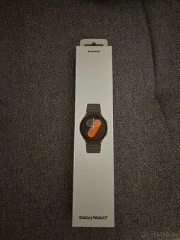 Samsung galaxy watch 7 40 tmavozelené