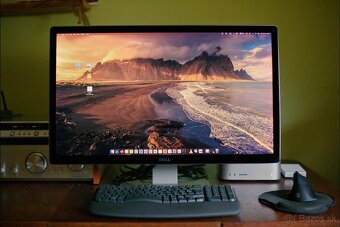 DELL UltraSharp UP2715K 27"