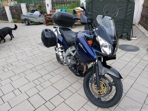 Suzuki dl 1000 vstrom ročník 2002