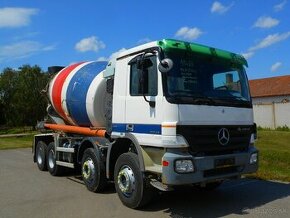 Mercedes-Benz Actros 3241 8x4