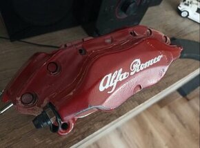 Predám predné strmene brembo Alfa Romeo - 1