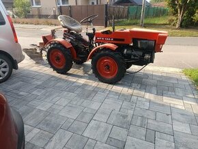 malotraktor mt8-132.2. - 1