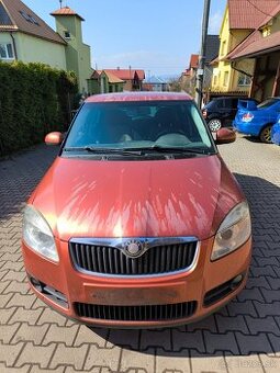 Náhradní díly ze Škoda fabia 2 , 1.2 HTP 51kw, 2008, hatch.