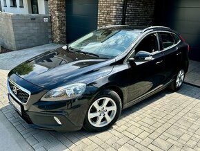 Volvo V40 Cross Country - bez DPH 7083 Eur - 1