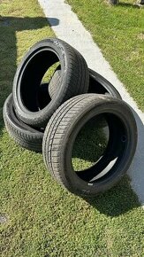 235/50R19 zimné