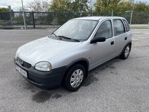 Opel Corsa Hatchback 40kw Manuál 1999