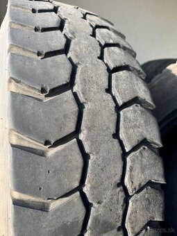 Predám 315/80R22,5