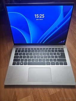 Acer Swift Go 14 Pure Silver celokovový - TOP STAV