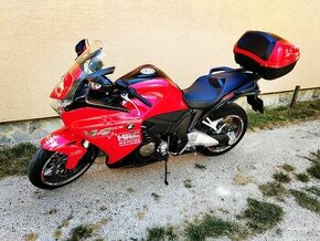 Honda VFR 1200F 2013 - 1