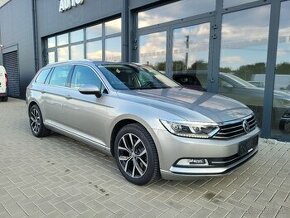 Volkswagen Passat Variant 2.0 TDI Highline  Virtual Cockpit - 1