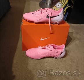 Kopačky Nike Phantom