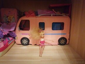 Barbie autobus