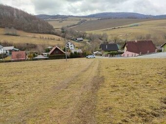 Predaj: veľký pozemok na stavbu domu, chaty v Hornom Vadičov