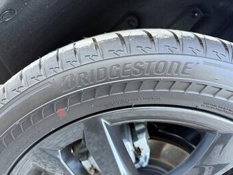 Bridgestone Alenza 001 235/50 R20 100V