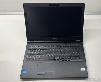 Fujitsu LifeBook E5511 15.6" i5-1135G7/16GB/256GB/FHD/IPS