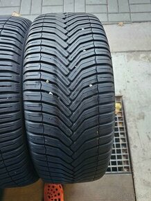 Pneumatiky 215 55 17 celoročne Zn.michelin - 1