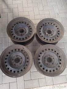 predam plechove disky BMW 5x120 R15